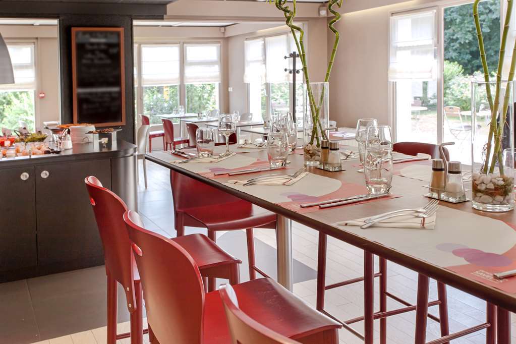 Campanile Saint-Die Restaurang bild